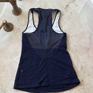 Lulu lemon tank with built in bra